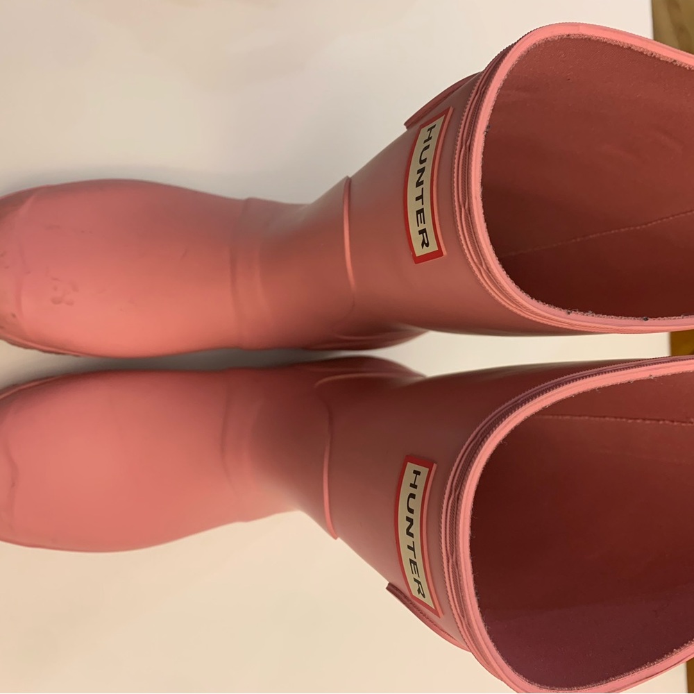 Hunter Women's Vibrant Pink Rain Boots